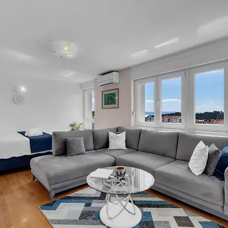 Bay View Lejlighed